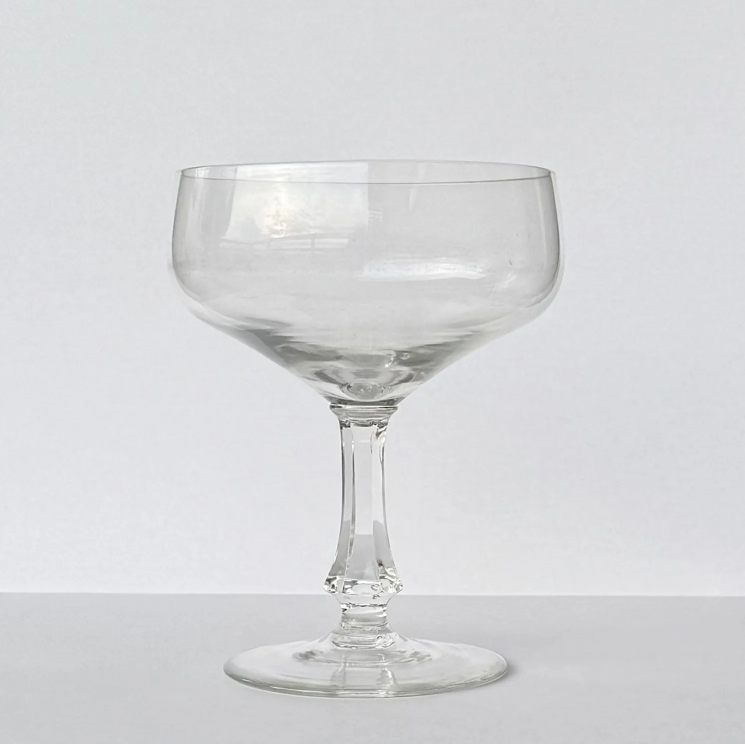 Kieliszek coupe z kryształu szampan vintage lata 30–60 styl Art Deco